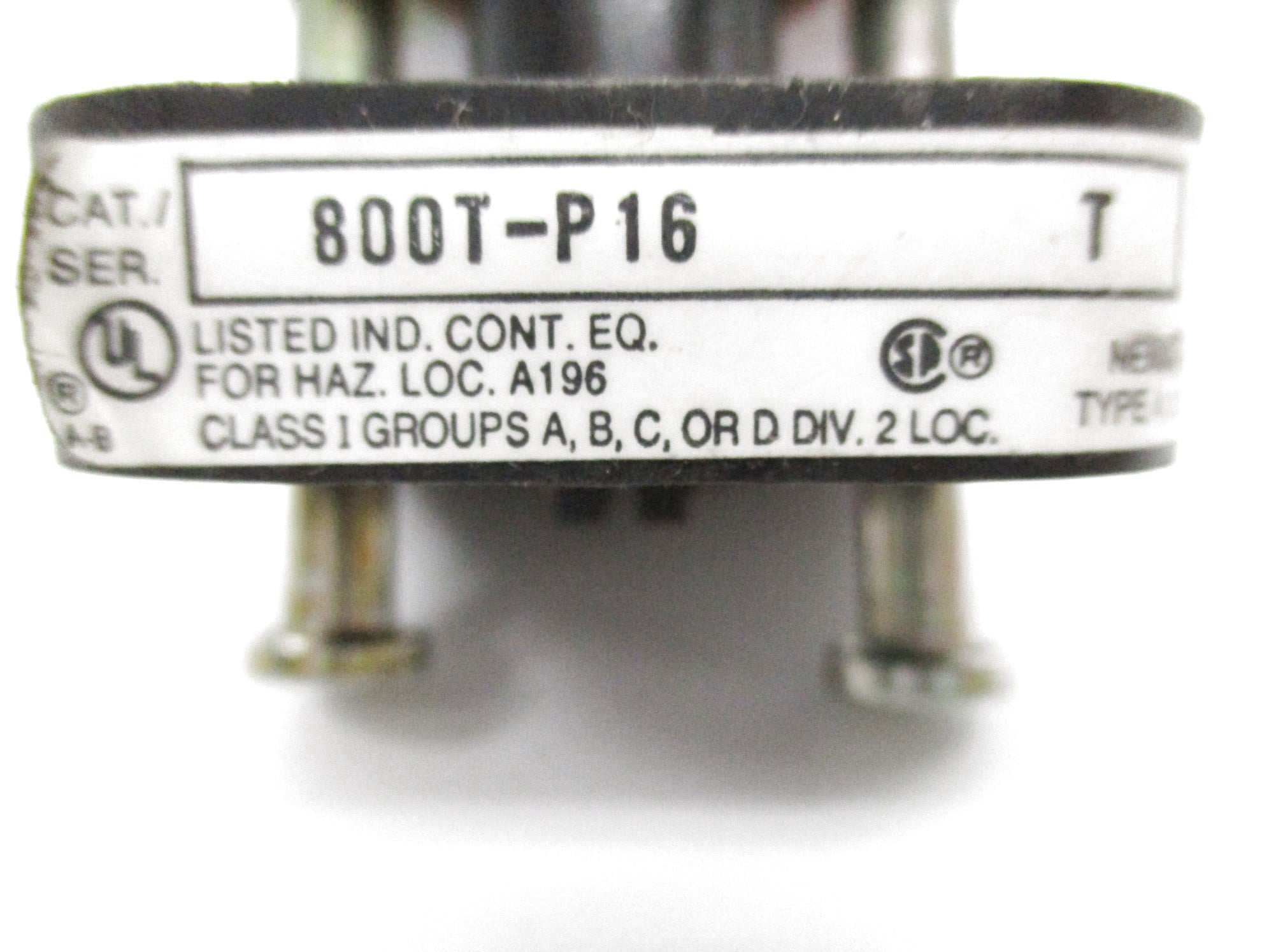 ALLEN BRADLEY 800T-P16A SER. T (AS PICTIRED)  NSNP