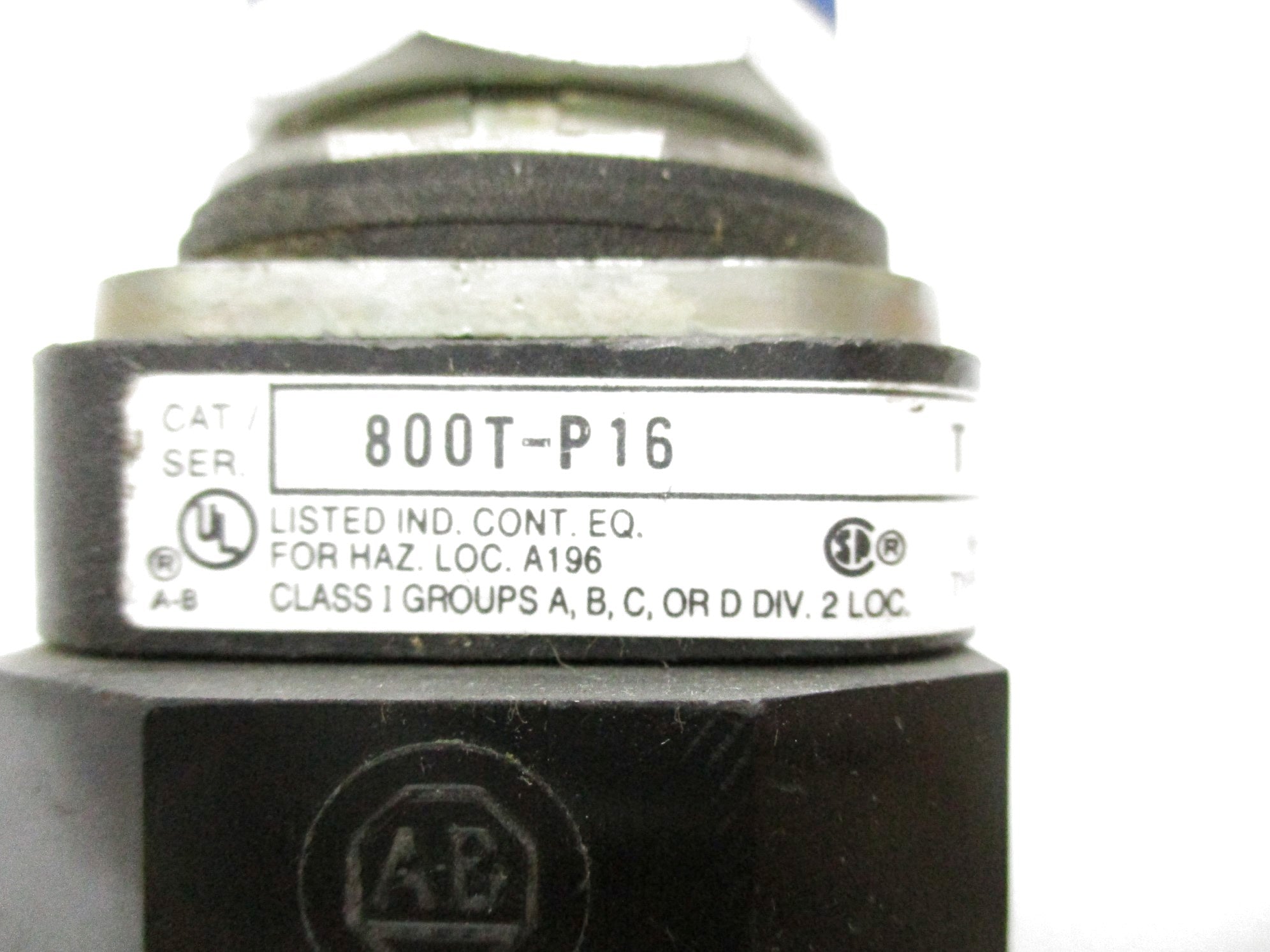 ALLEN BRADLEY 800T-P16 SER. T (AS PICTURED) NSNP