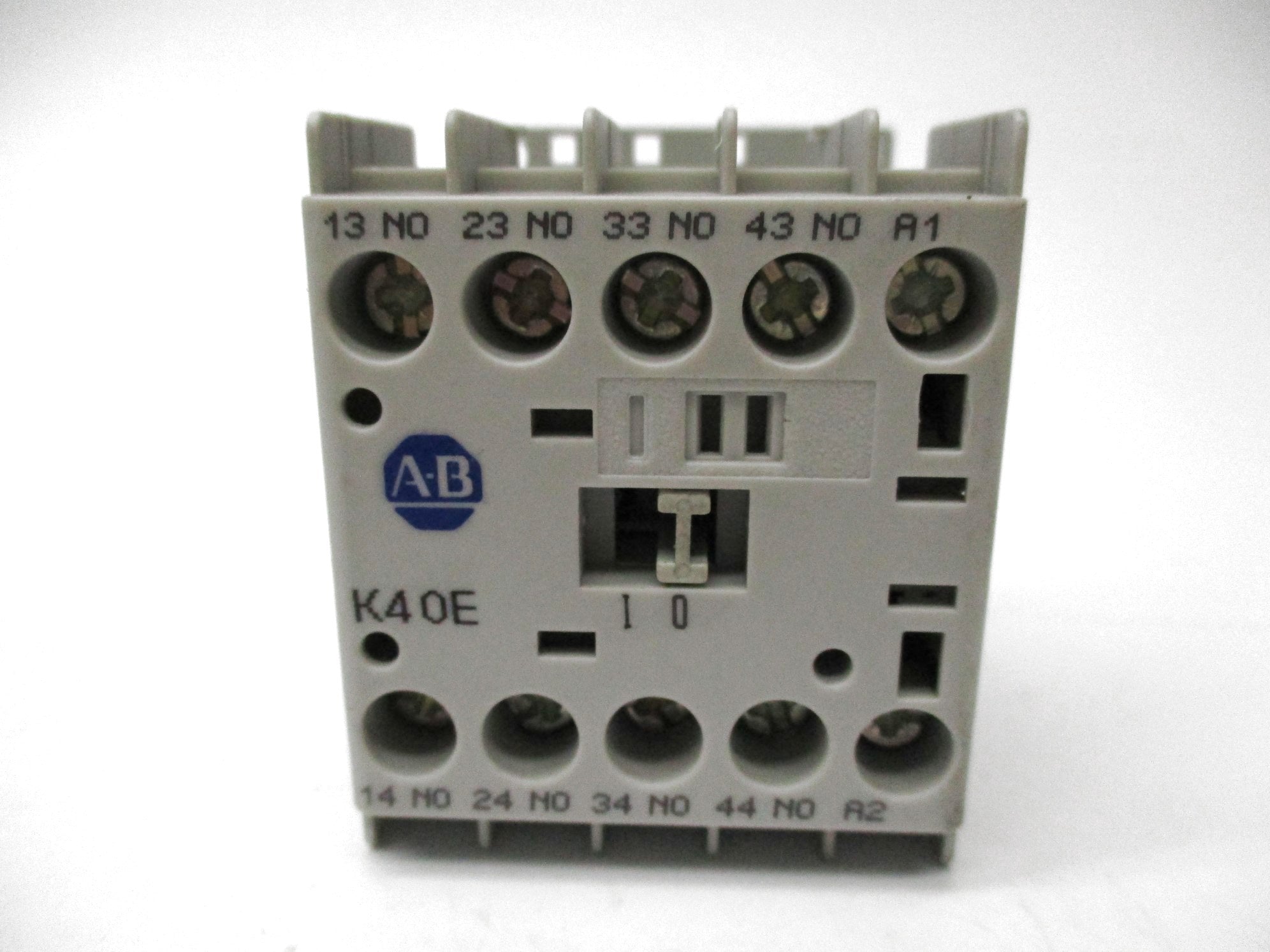 ALLEN BRADLEY 700-K40E-B SER. B 440/480V 10A (WH) NSMP