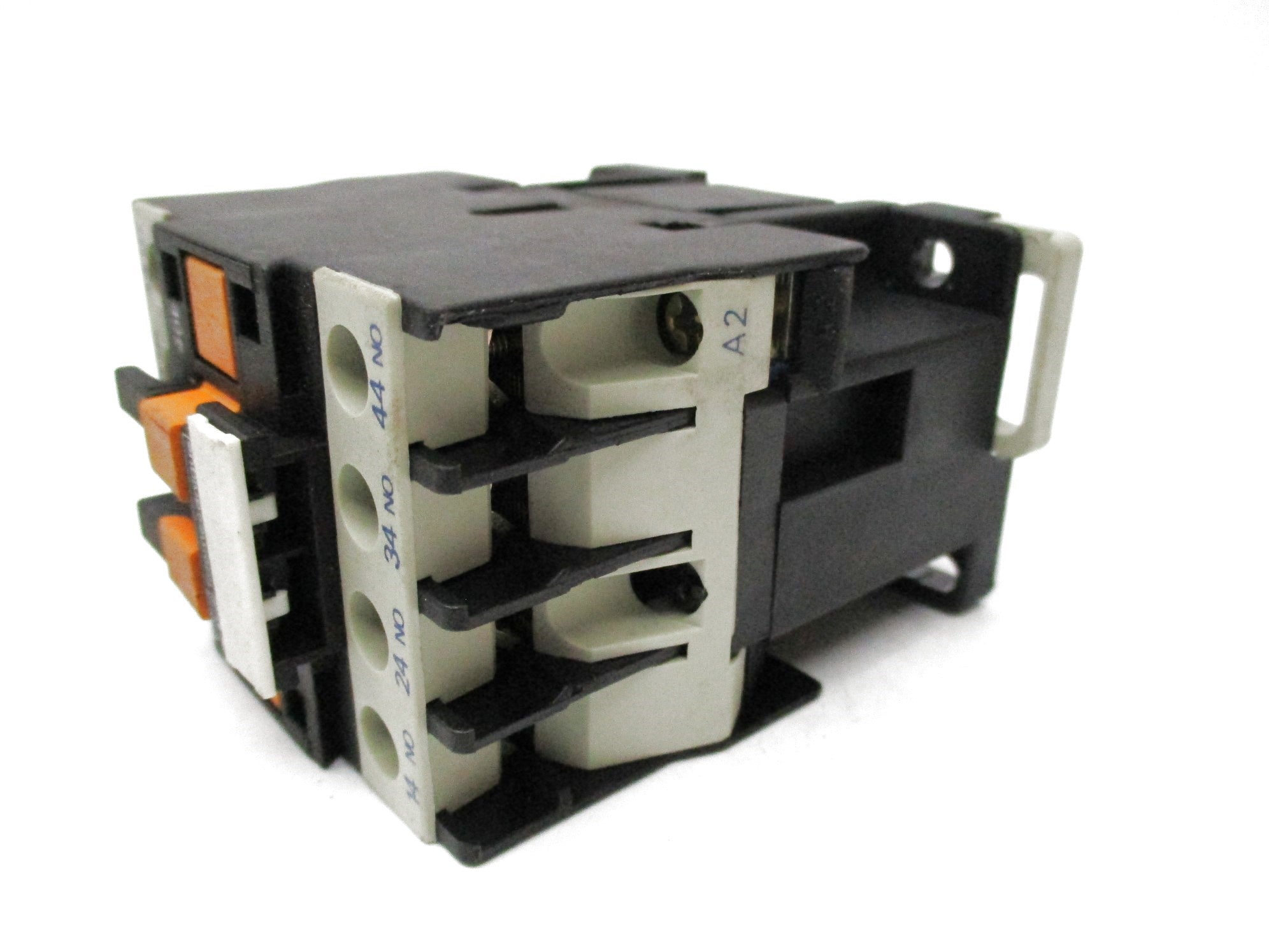 TELEMECANIQUE CA2DN40F7 110V NSMP