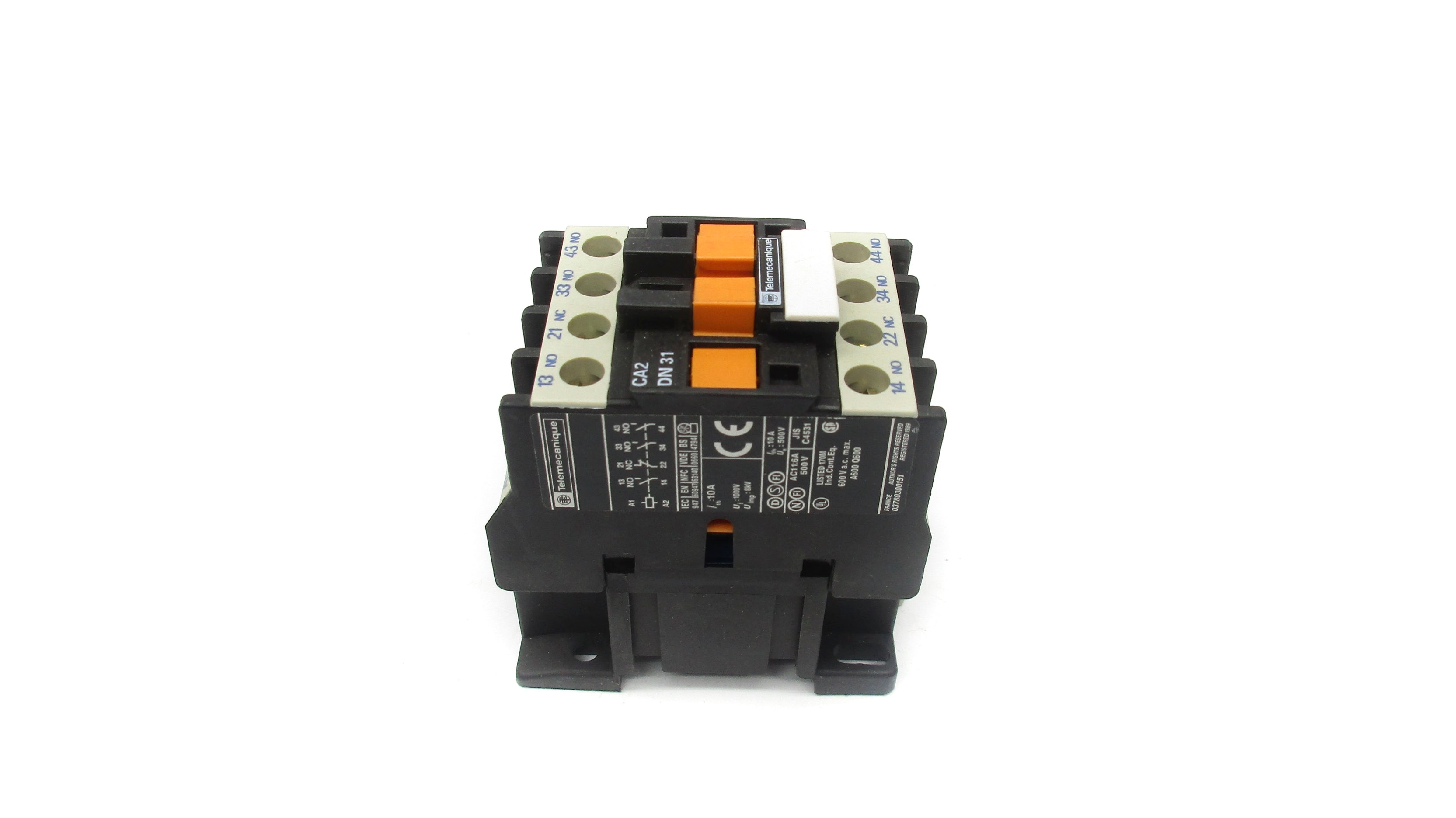 TELEMECANIQUE CA2-DN31G6 120V 10A NSNP