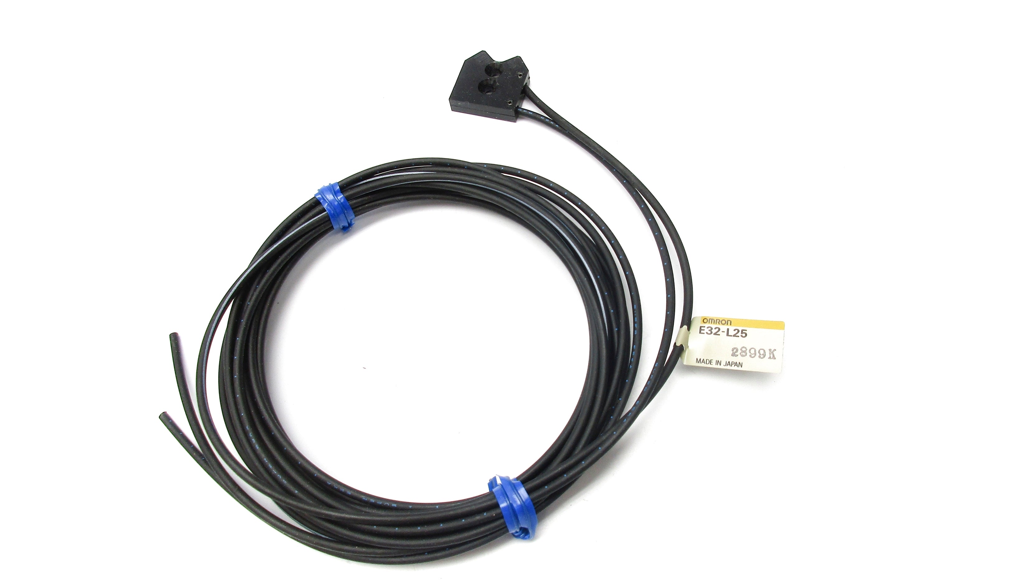 OMRON E32-L25 NSMP