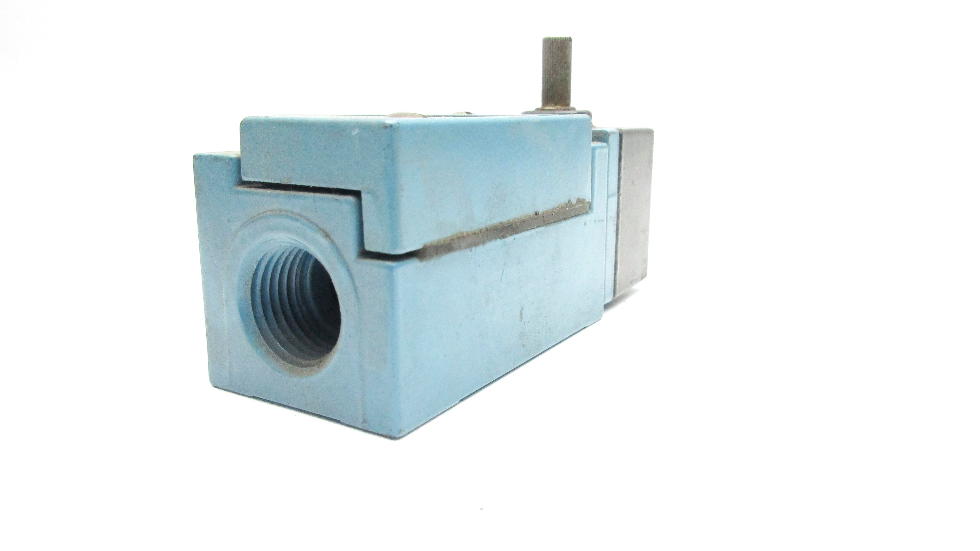 MICRO SWITCH LSA1A 600VAC 10A UNMP