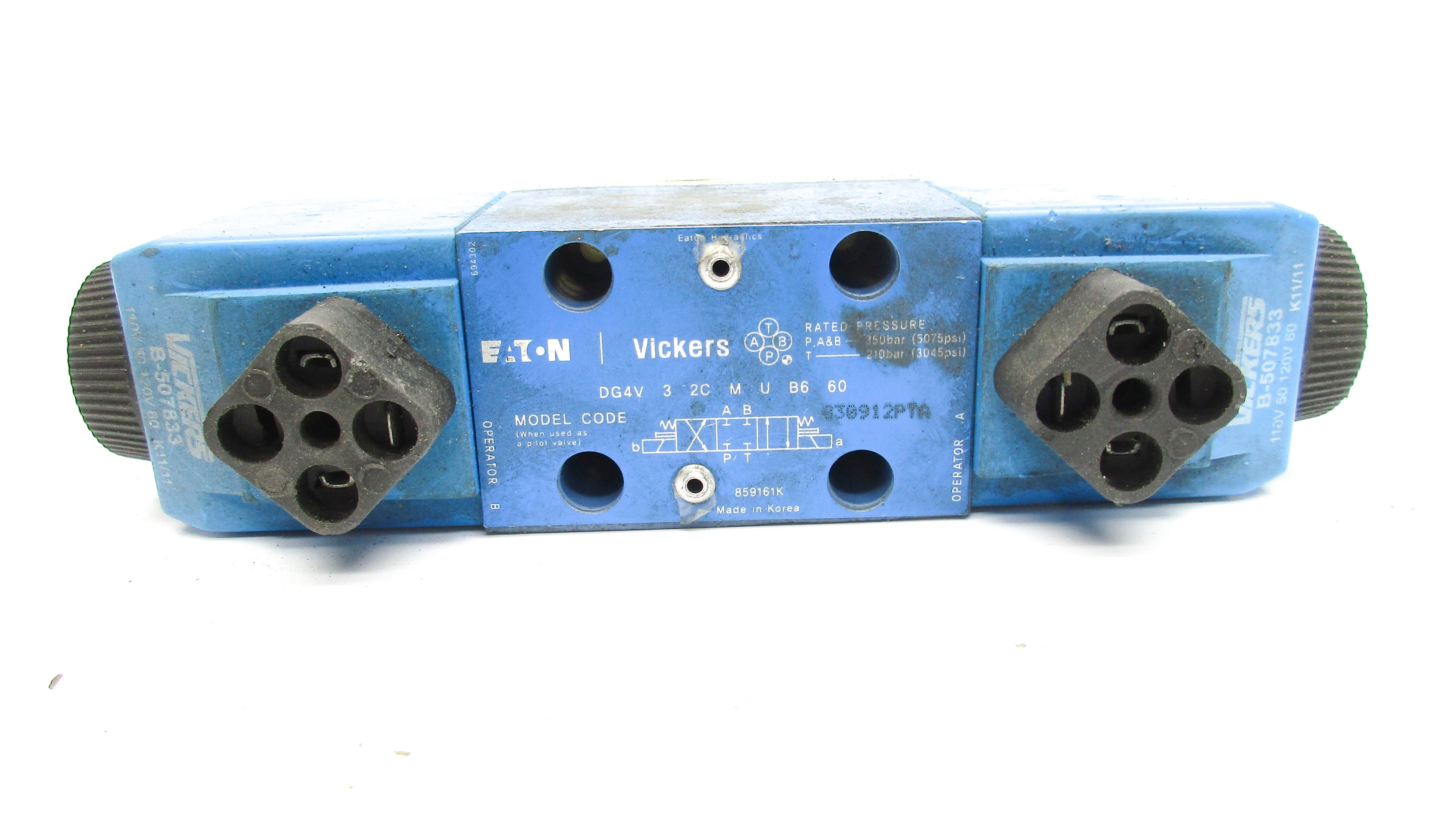VICKERS DG4V32CMUB660 110-120V 3045-5075PSI UNMP