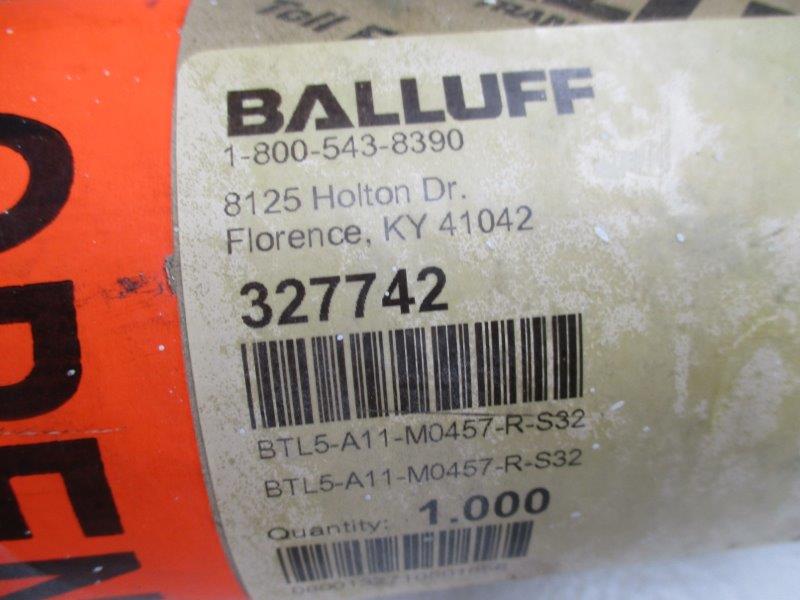 BALLUFF BTL-5-A11-M0457-R-S32 * NEW IN ORIGINAL PACKAGE *