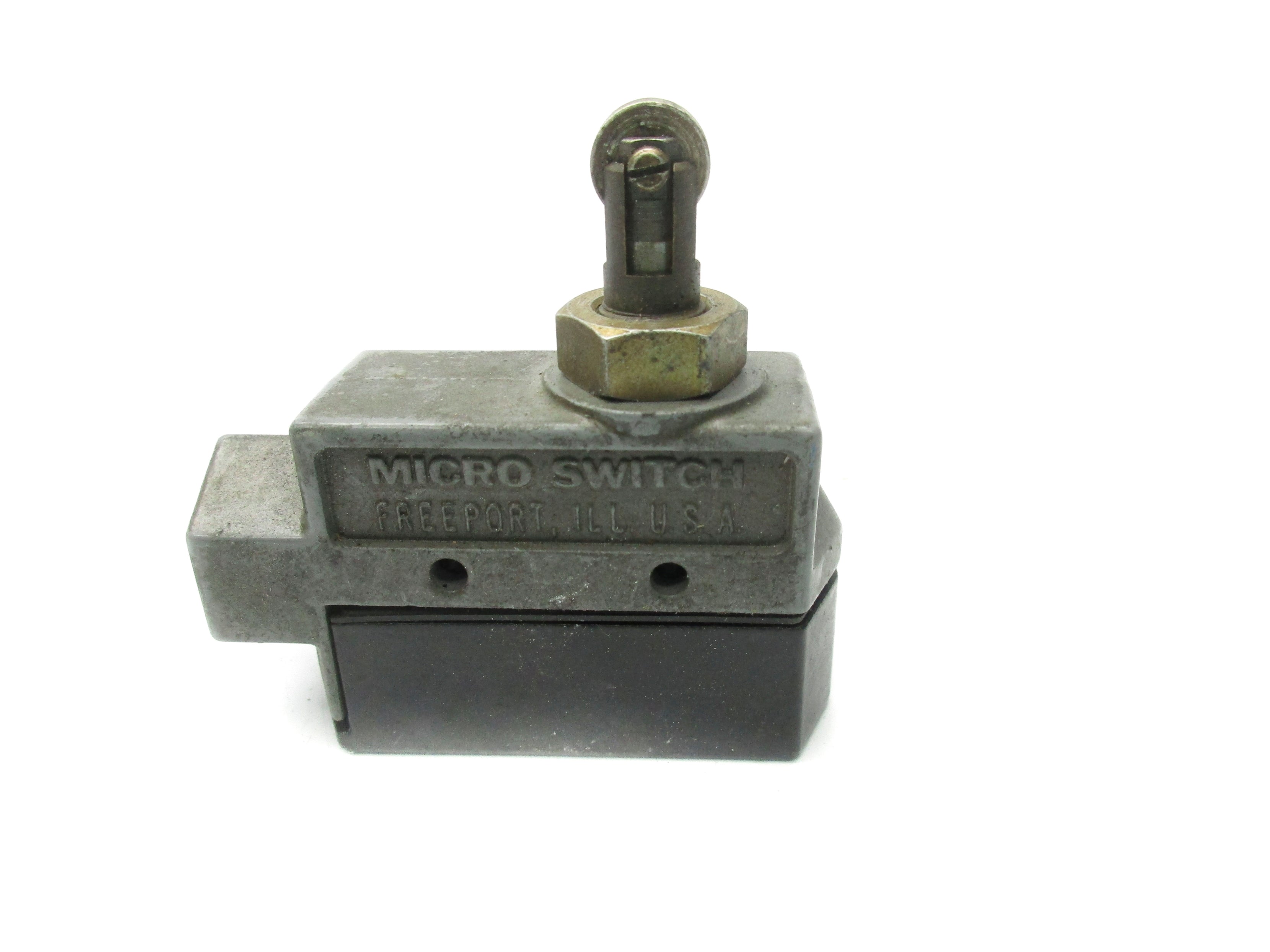 MICRO SWITCH BZE6-2RQ9 600VAC 2A (GREY)  UNMP