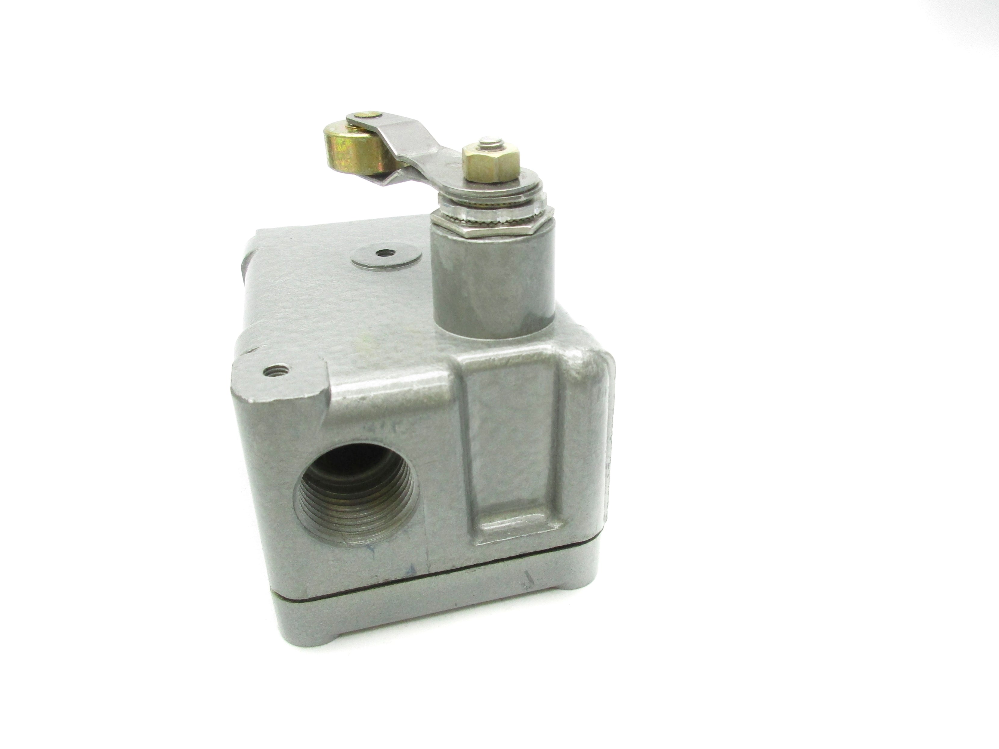 MICRO SWITCH OP-AR (GREY) NSMP