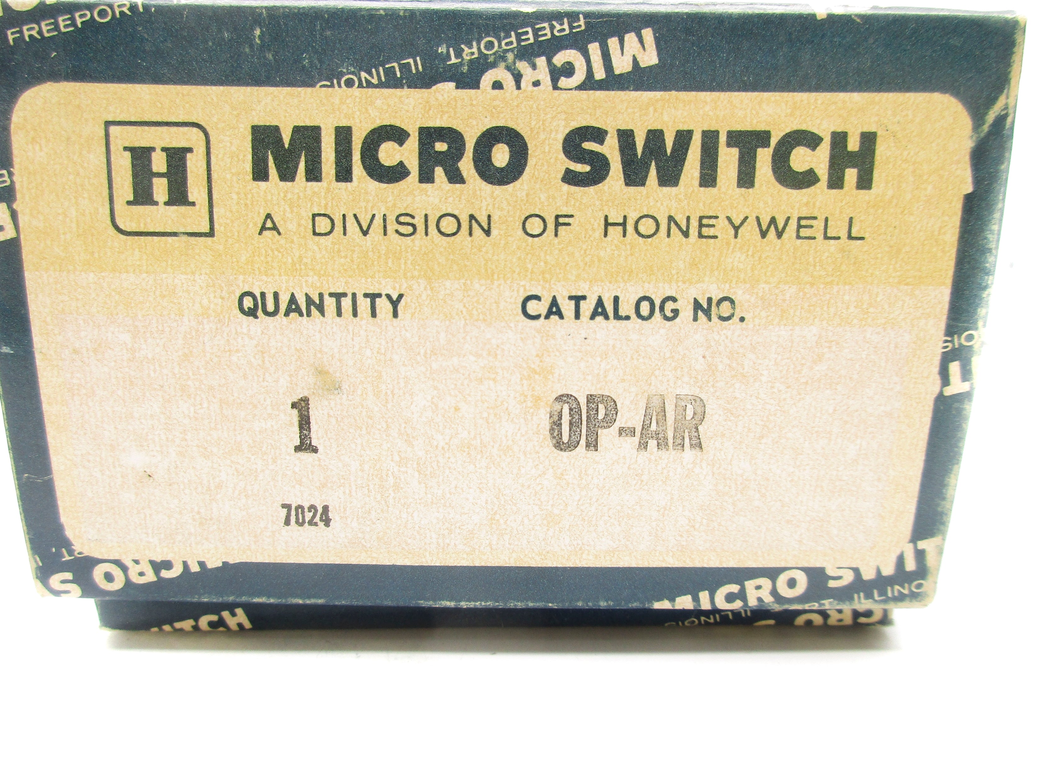 MICRO SWITCH OP-AR (GREY) NSMP