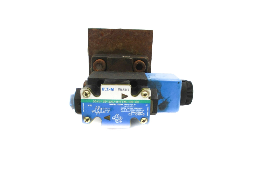 VICKERS DG4V-3S-2AL-M-FTWL-B5-60 02-109646 120V 5000PSI NSNP