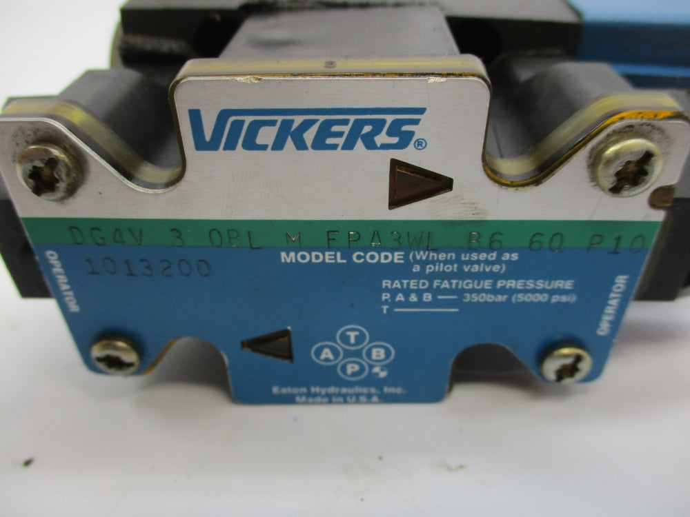 VICKERS DG4V30BLMFPA3WLB660P10 1013200 5000PSI (AS PICTURED) NSNP