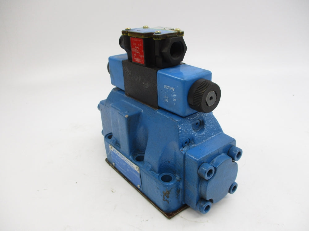 VICKERS DG4V3S6CMFPA5WLB560 5000PSI UNMP
