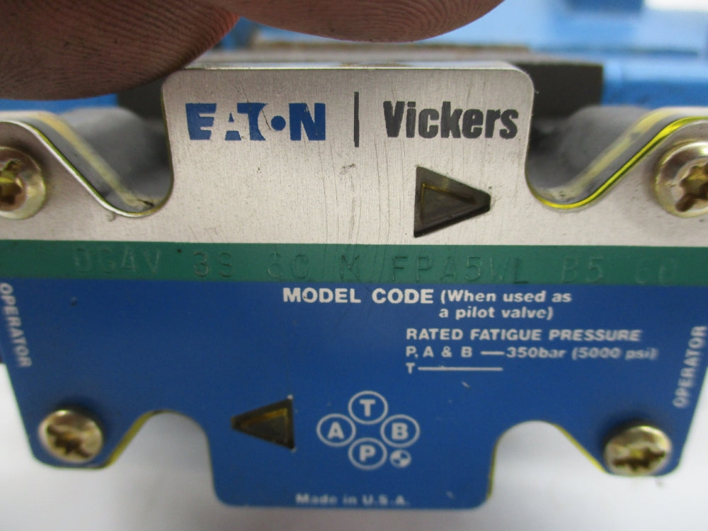 VICKERS DG4V3S6CMFPA5WLB560 5000PSI UNMP