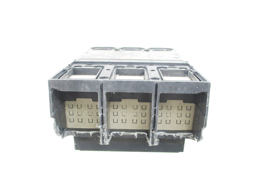 SQUARE D MJF36600 SER. 2 240V 600A (AS PICTURED) NUPI