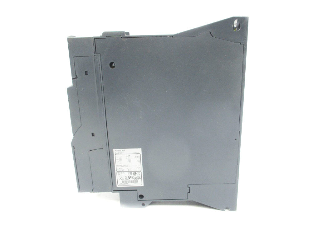 SQUARE D ATV320U22N4B 500V 3HP NSNP