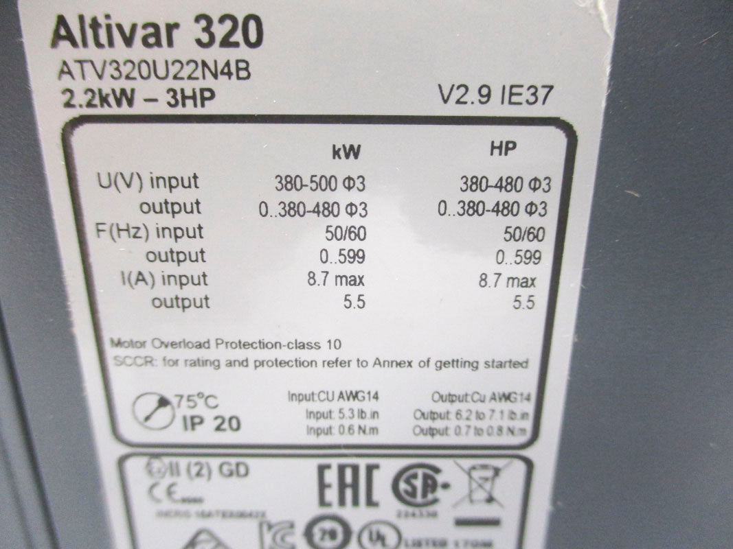 SQUARE D ATV320U22N4B 500V 3HP NSNP