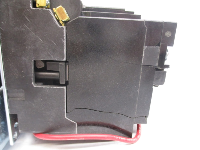 SQUARE D 8702SBO4V02S SER. A 110/120V (AS PICTURED) NSNP