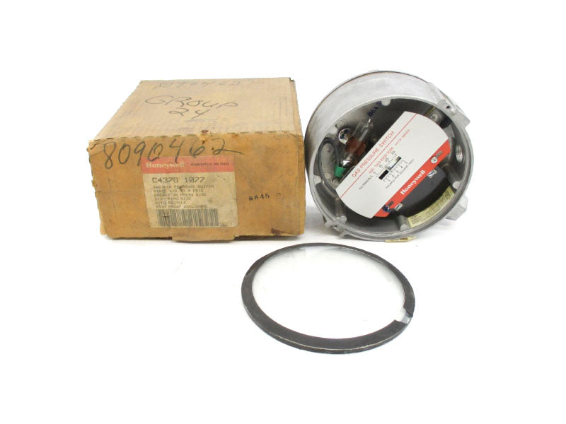 HONEYWELL C437G1077 1/2-5PSI 1/2" NSMP