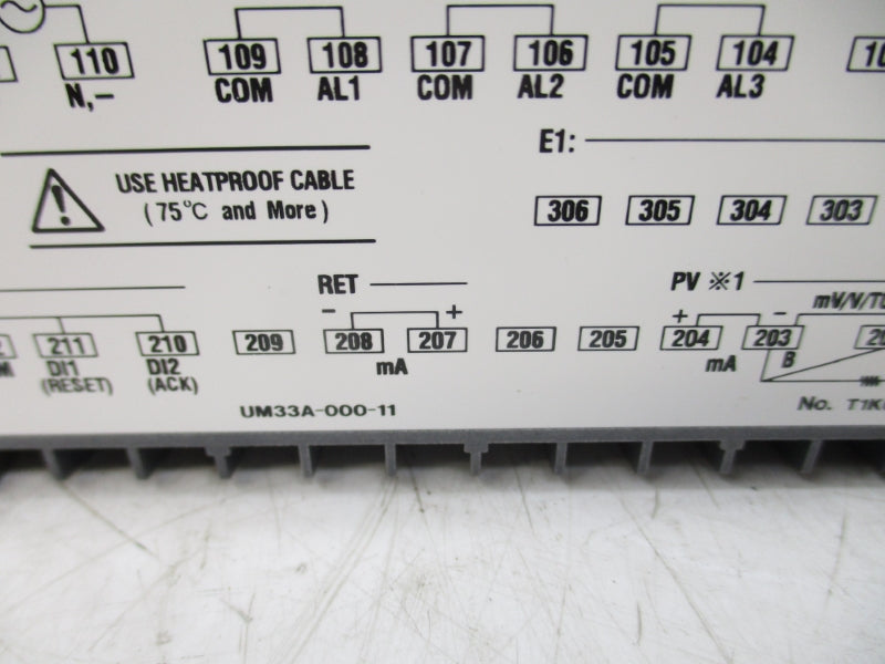 YOKOGAWA UM33A-000-11 100-240V NSMP