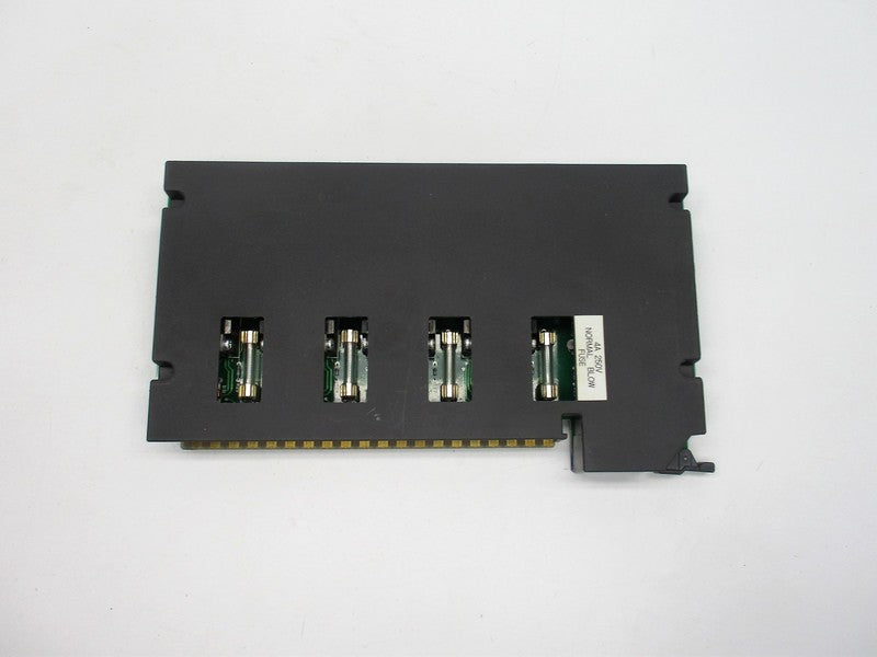 ALLEN BRADLEY 1771-OBN 10-30VDC 8A UNMP