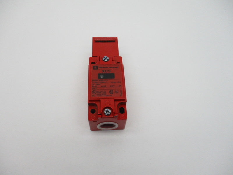 TELEMECANIQUE XCS-A713 250V 3A NSNP