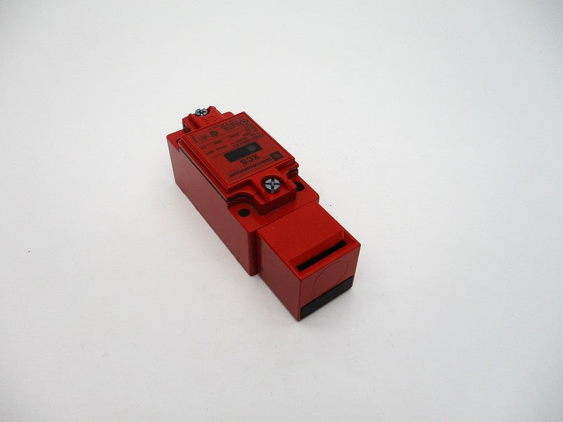 TELEMECANIQUE XCS-A713 250V 3A NSNP