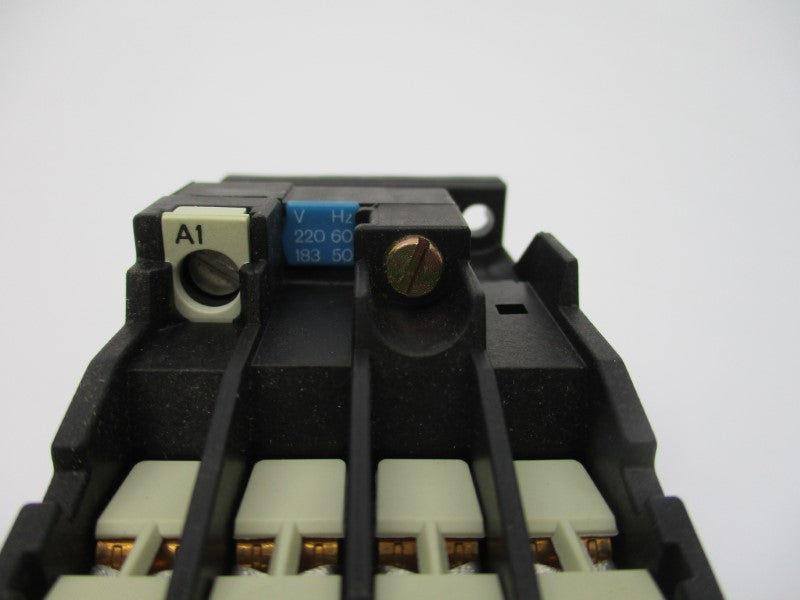 SIEMENS 3TH4022-0AN1 16A, 220V NSMP