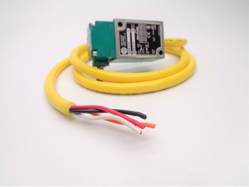 ALLEN BRADLEY 802M-AY5 SER. F UNMP