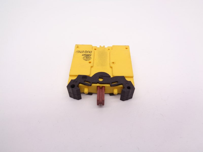 SIEMENS 3SB3400-0M UNMP