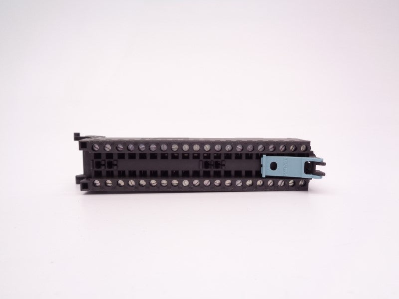 SIEMENS 6ES7592-1AM00-0XB0 (AS PICTURED) UNMP