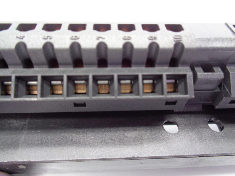 SIEMENS 6ES7392-1BJ00-0AA0 UNMP