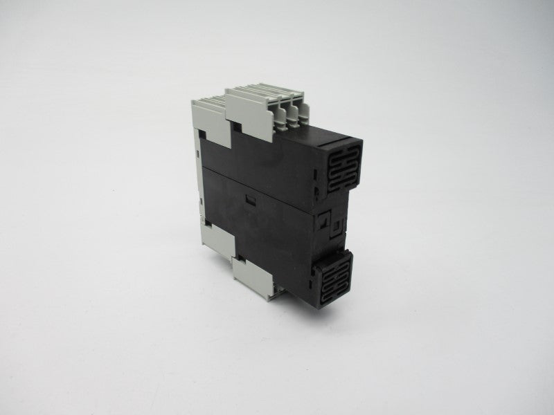 SIEMENS 3RP1505-1AW30 4A 300V NSMP
