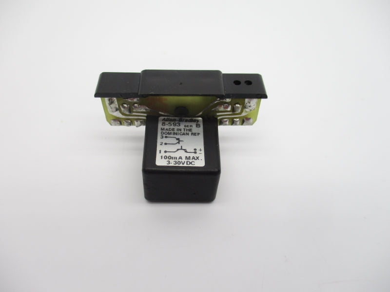 ALLEN BRADLEY 8-593 SER. B UNMP