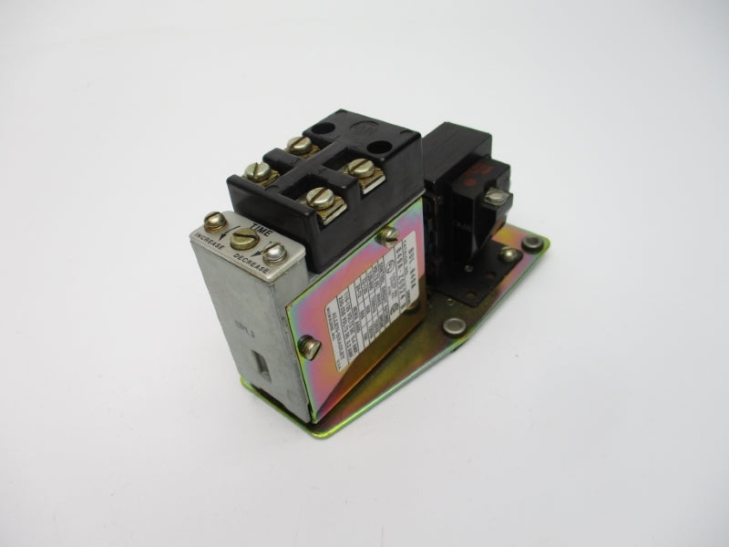 INDUSTRIAL SPARE PART 849A-ZOD24 SER. B 110/120V 60A (BR/WH) NSMP