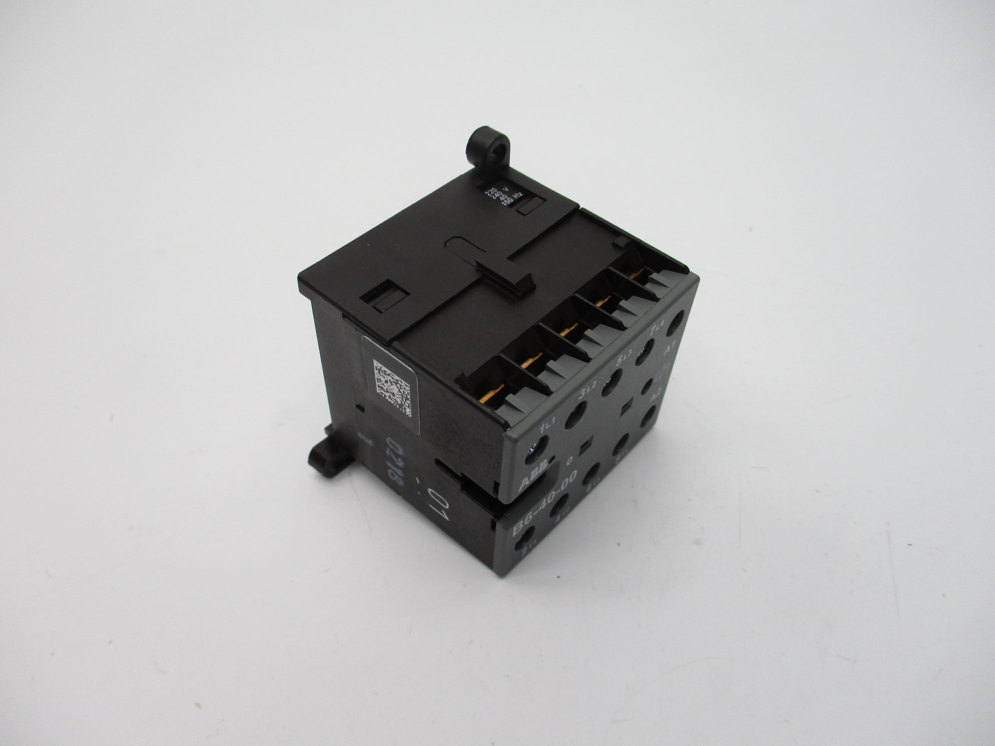 ABB B6-40-00 220/240V NSNP