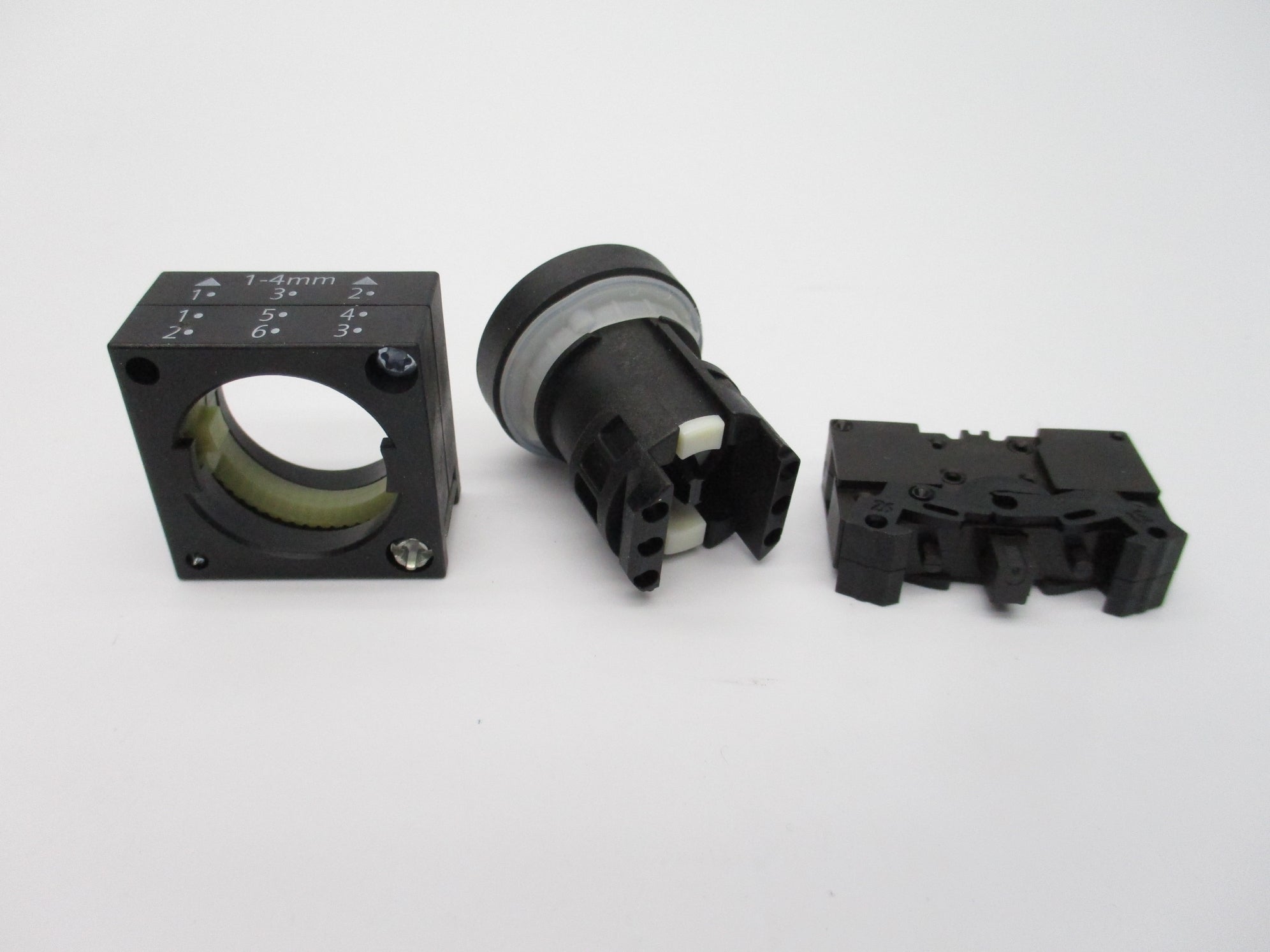 SIEMENS 3SB3202-0AA11 NSMP