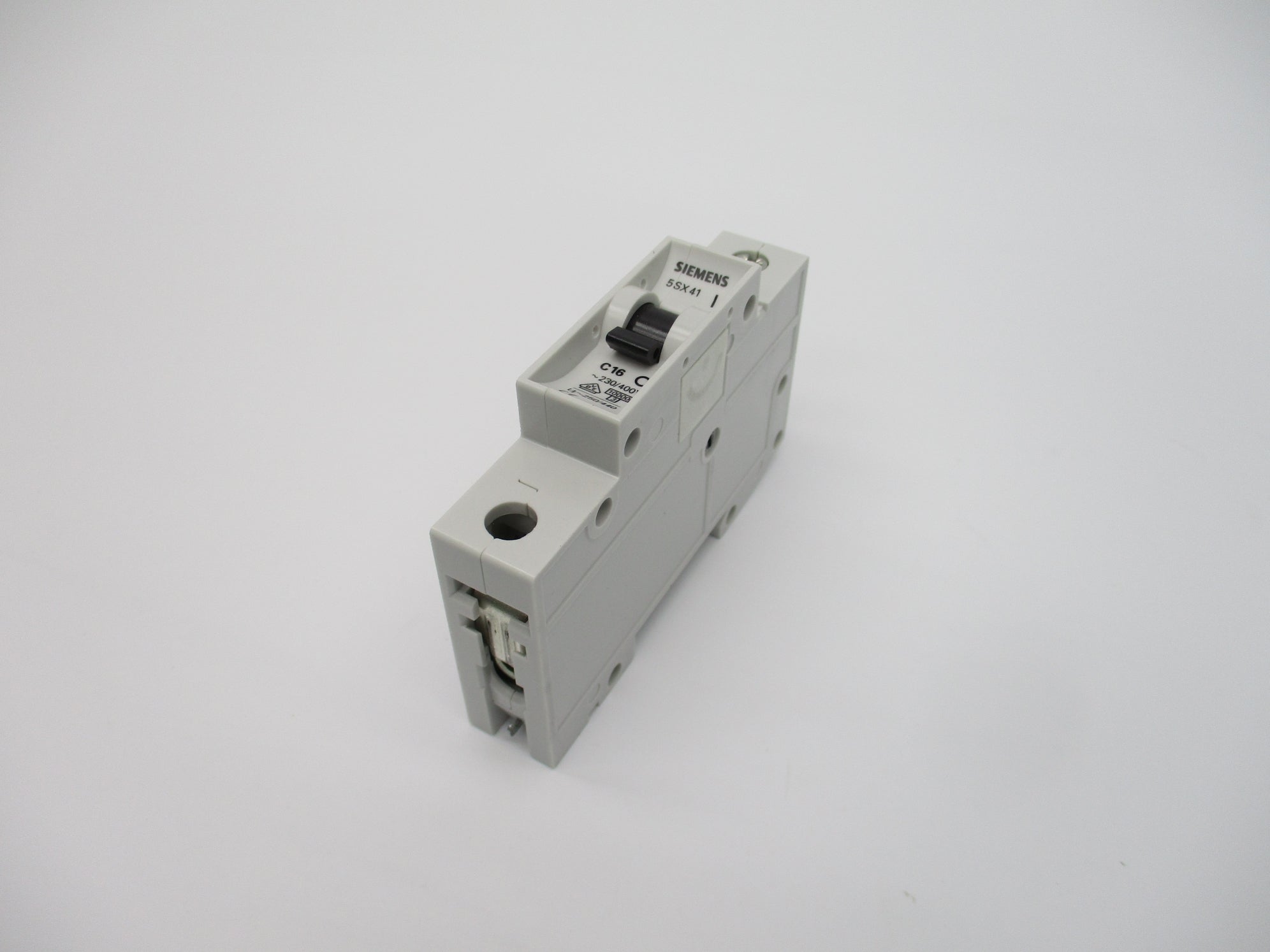 SIEMENS 5SX4116-7 16A 230/400V NSMP