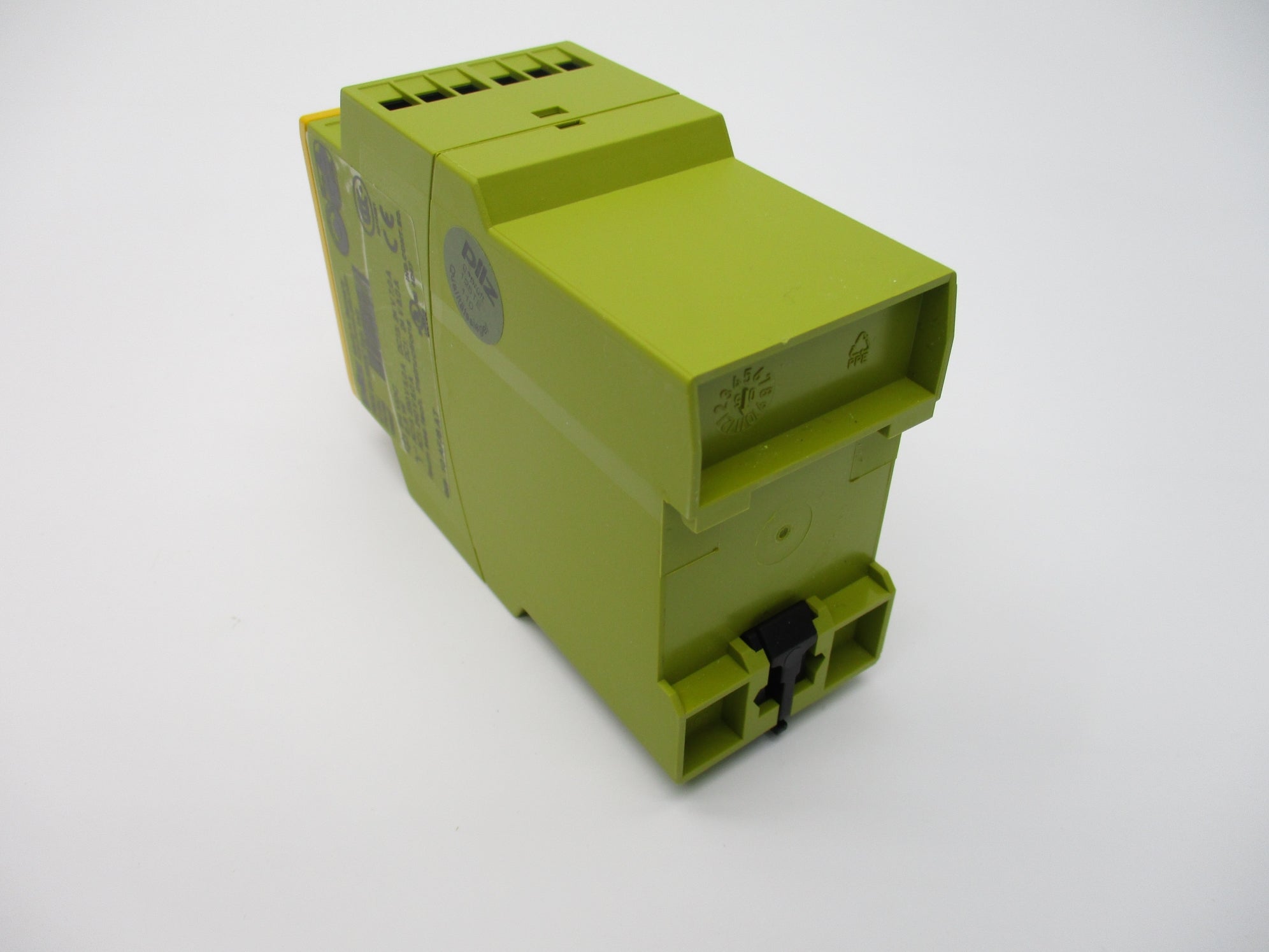 PILZ PNOZX424VDC3N/O1N/C 774730 24VDC 8A NSMP