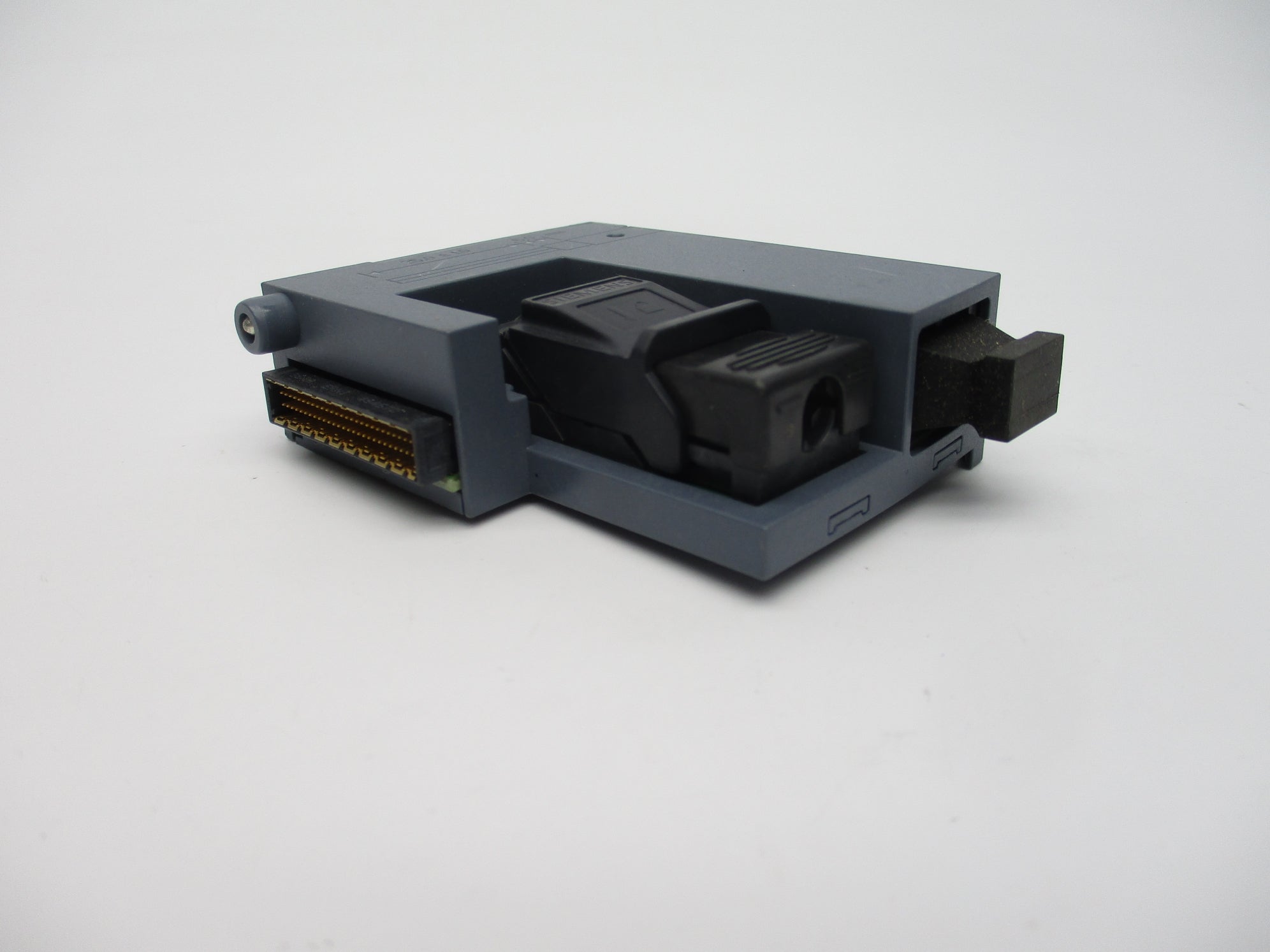 SIEMENS 6ES7193-6AP40-0AA0 NSNP