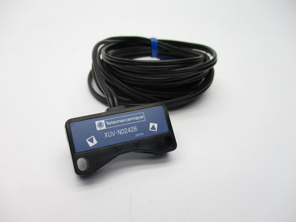 TELEMECANIQUE XUVN02428 NSMP