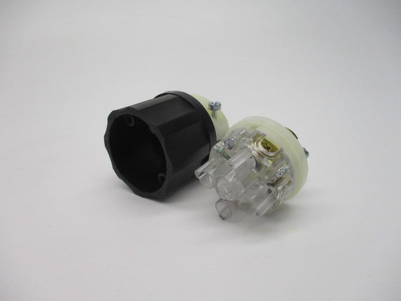 LEVITON 2431 LOCKING PLUG * NEW IN BOX *