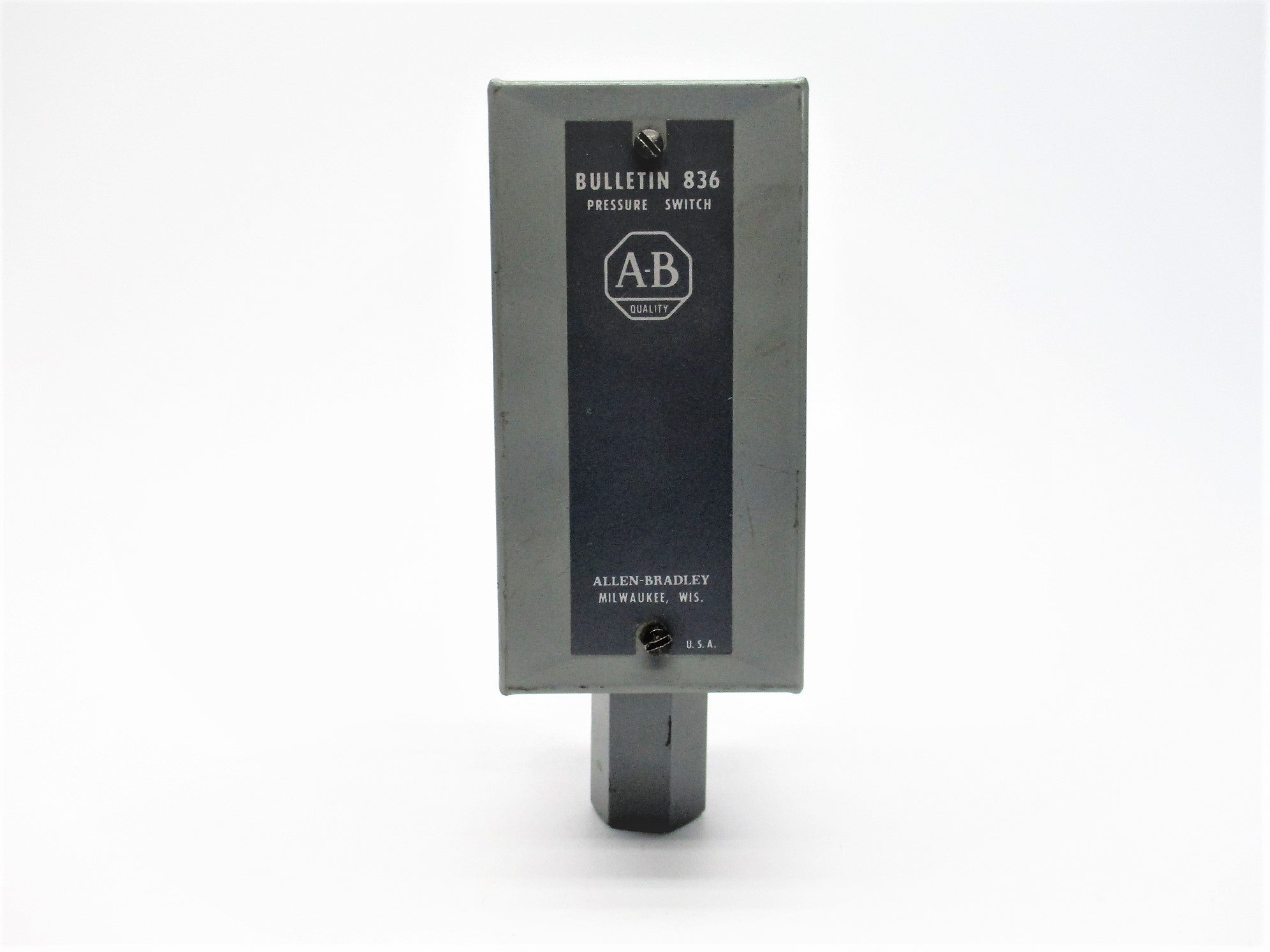 ALLEN BRADLEY 836-C8 SER. A UNMP