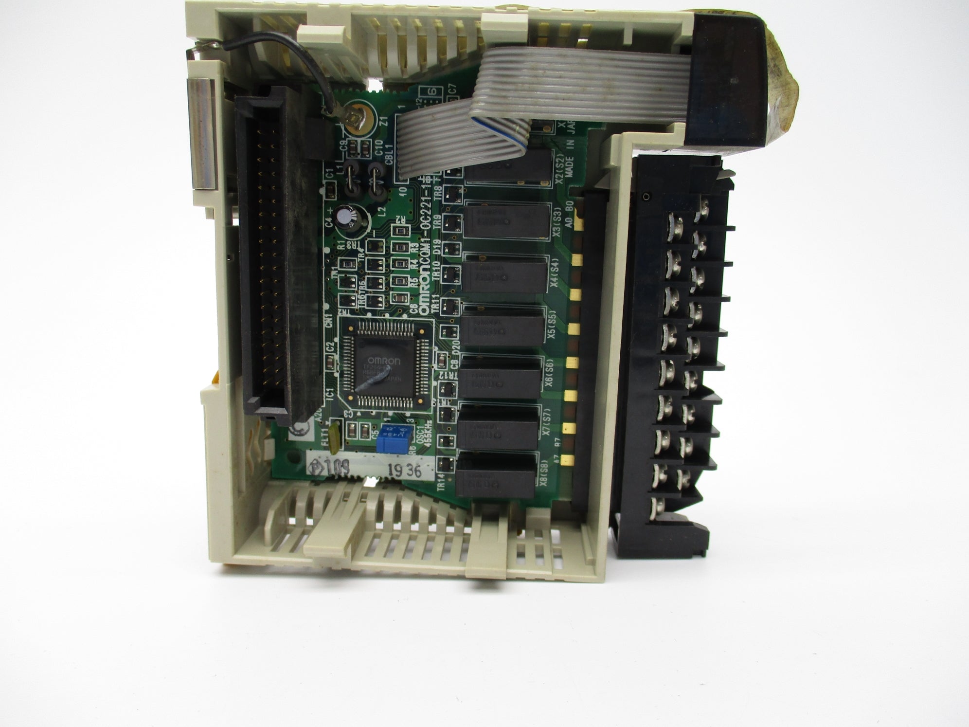 OMRON CQM1-OC221 250VAC 16A UNMP