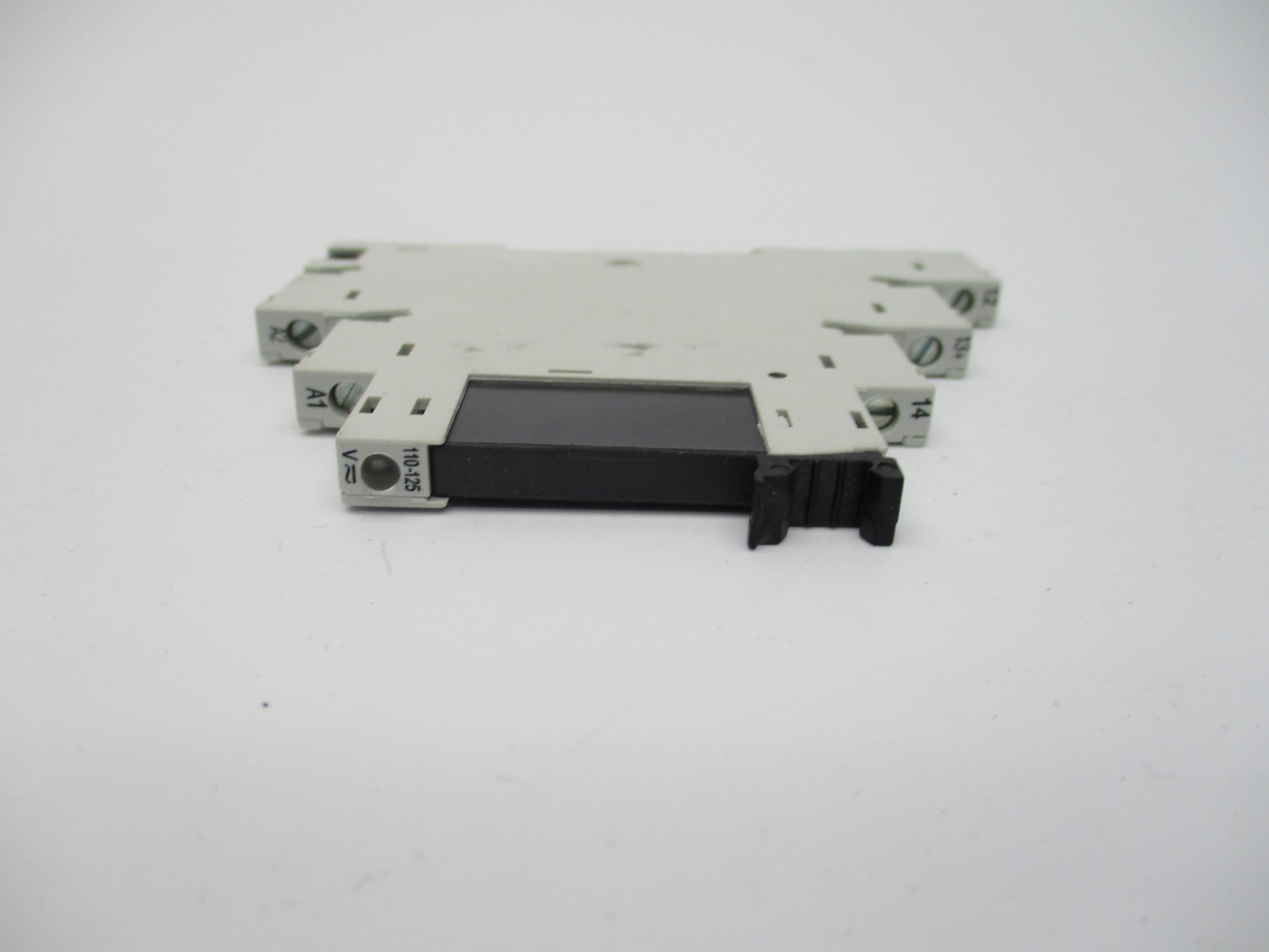 ALLEN BRADLEY 700-HLS1U1 SER. A 60VDC 2A NSNP