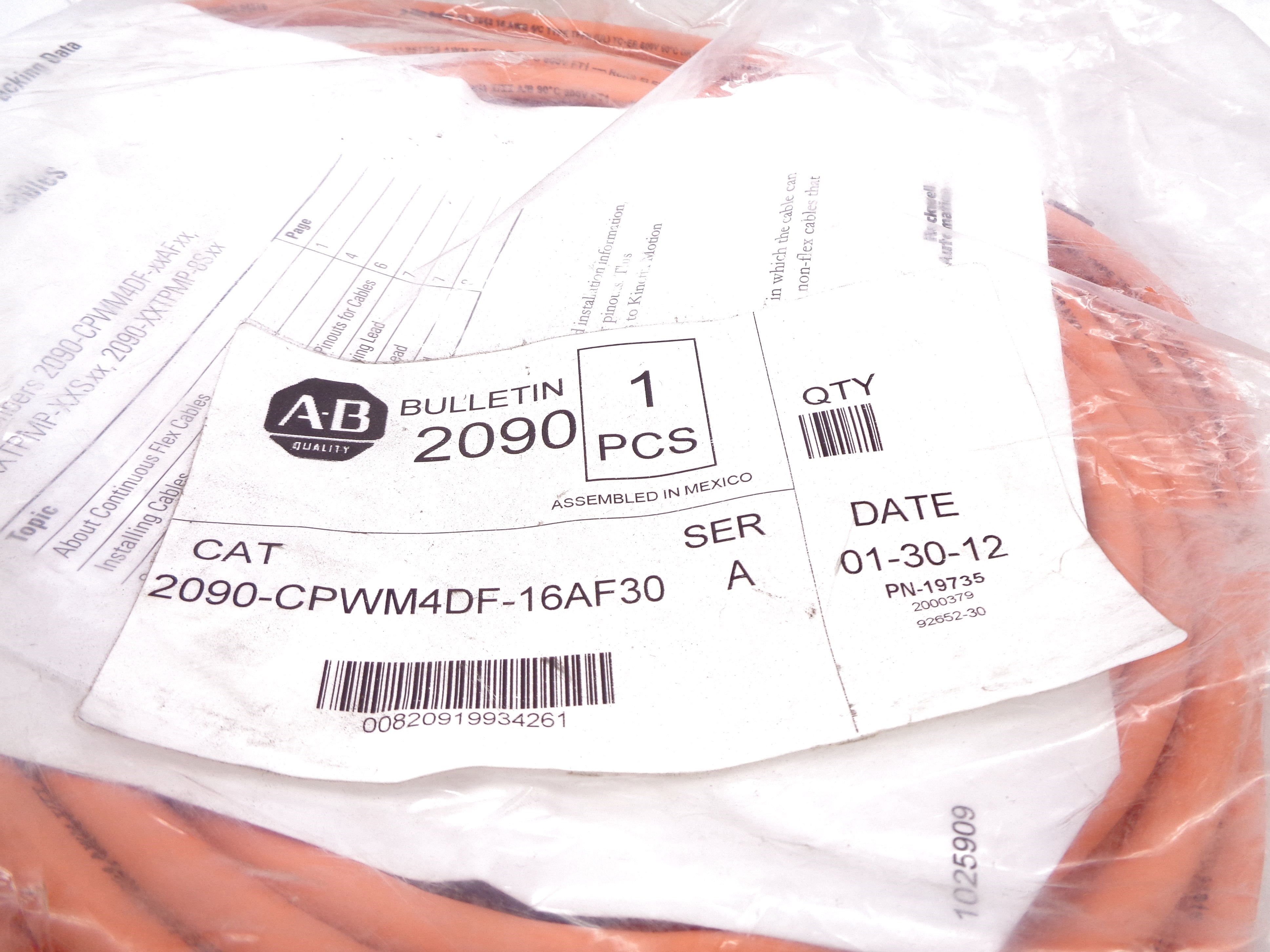 ALLEN BRADLEY 2090-CPWM4DF-16AF30 SER. A NSMP