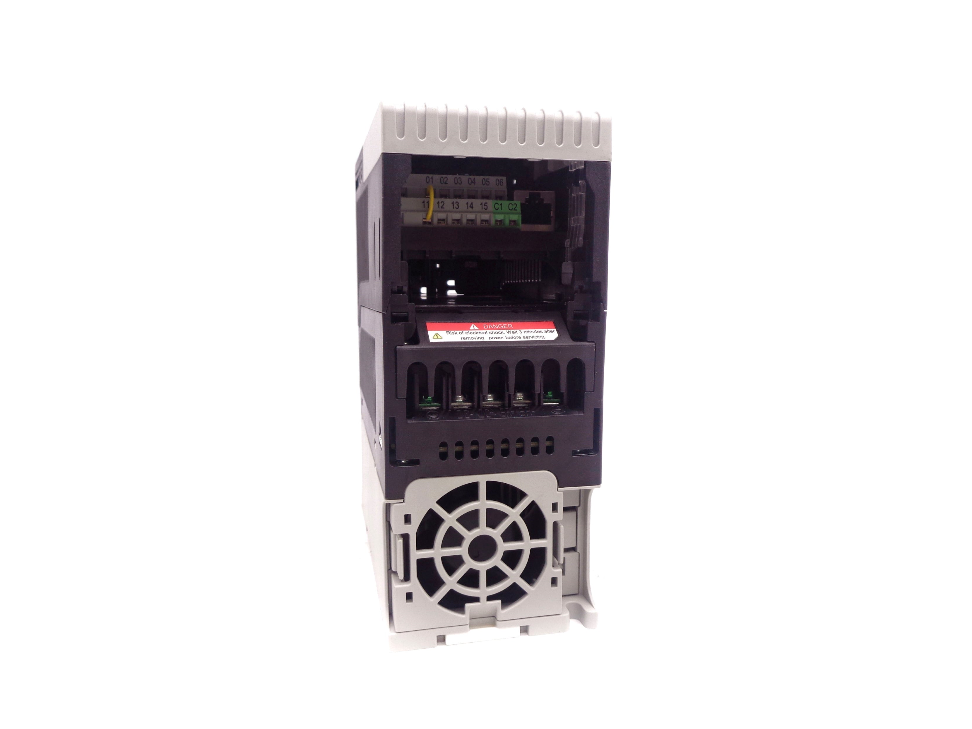 ALLEN BRADLEY 25A-E3P0N104 SER. A F/W 1.001 NSMP