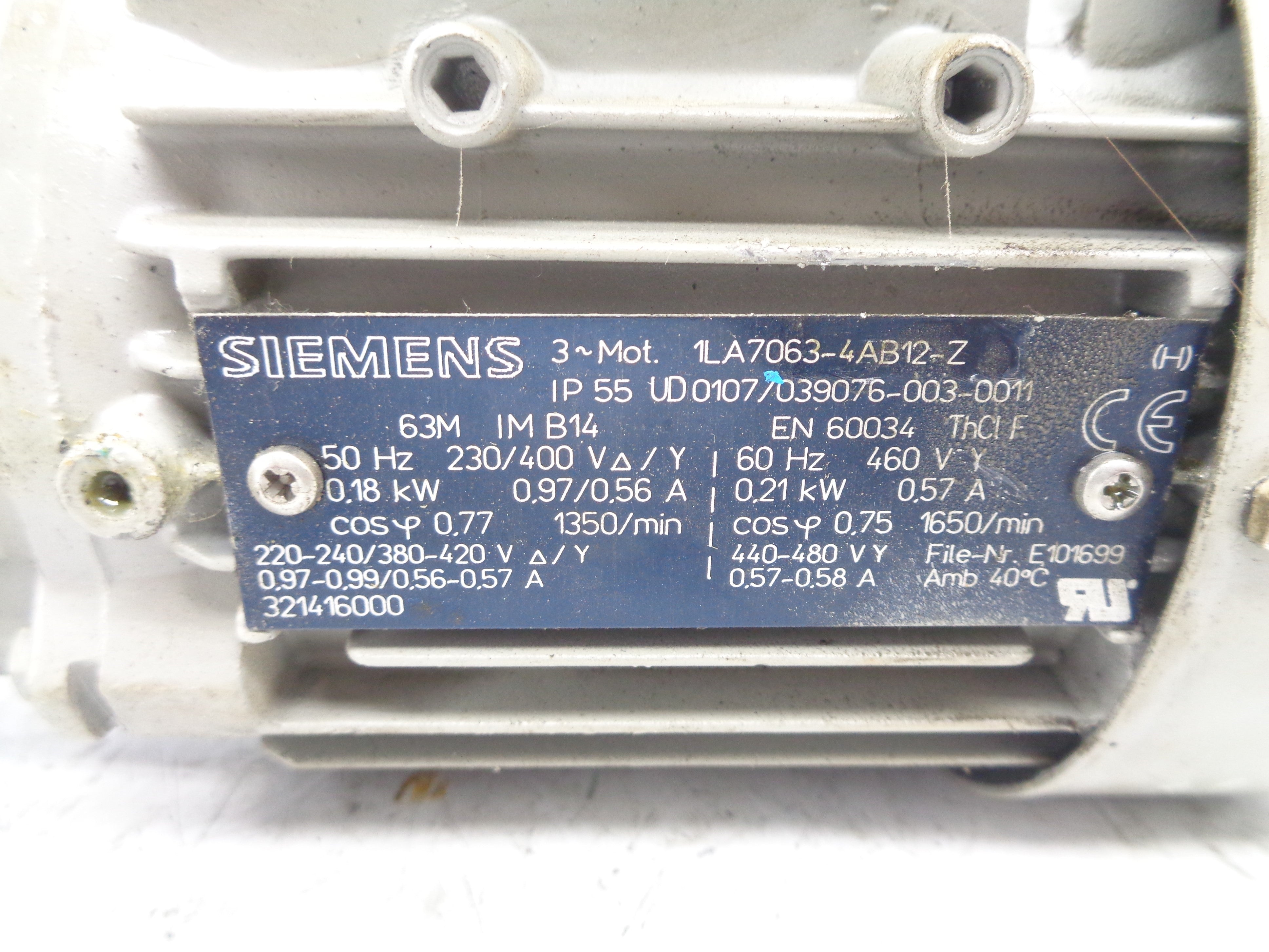 SIEMENS 1LA7063-4AB12-Z VF30F1P63B14 UNMP