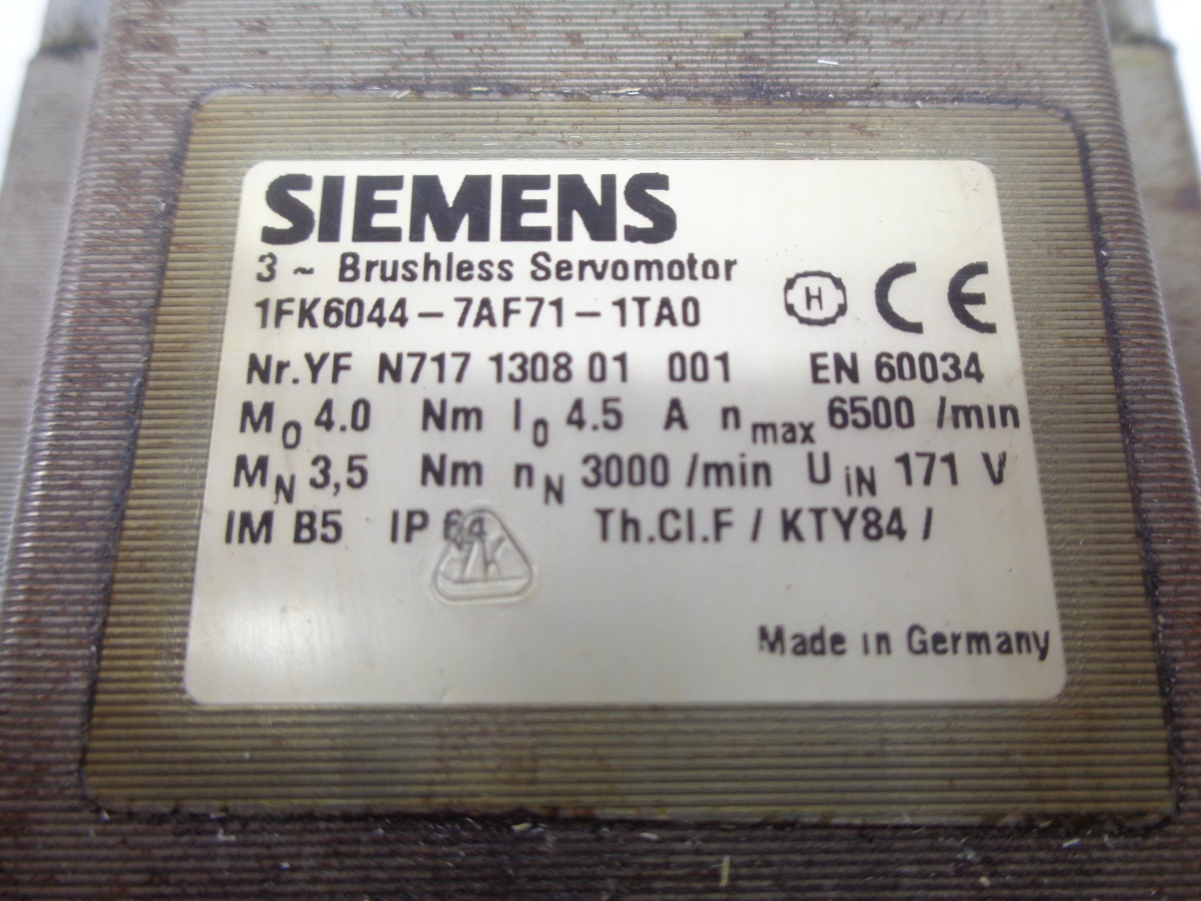 SIEMENS 1FK6044-7AF71-1TA0 (AS PICTURED)  UNMP