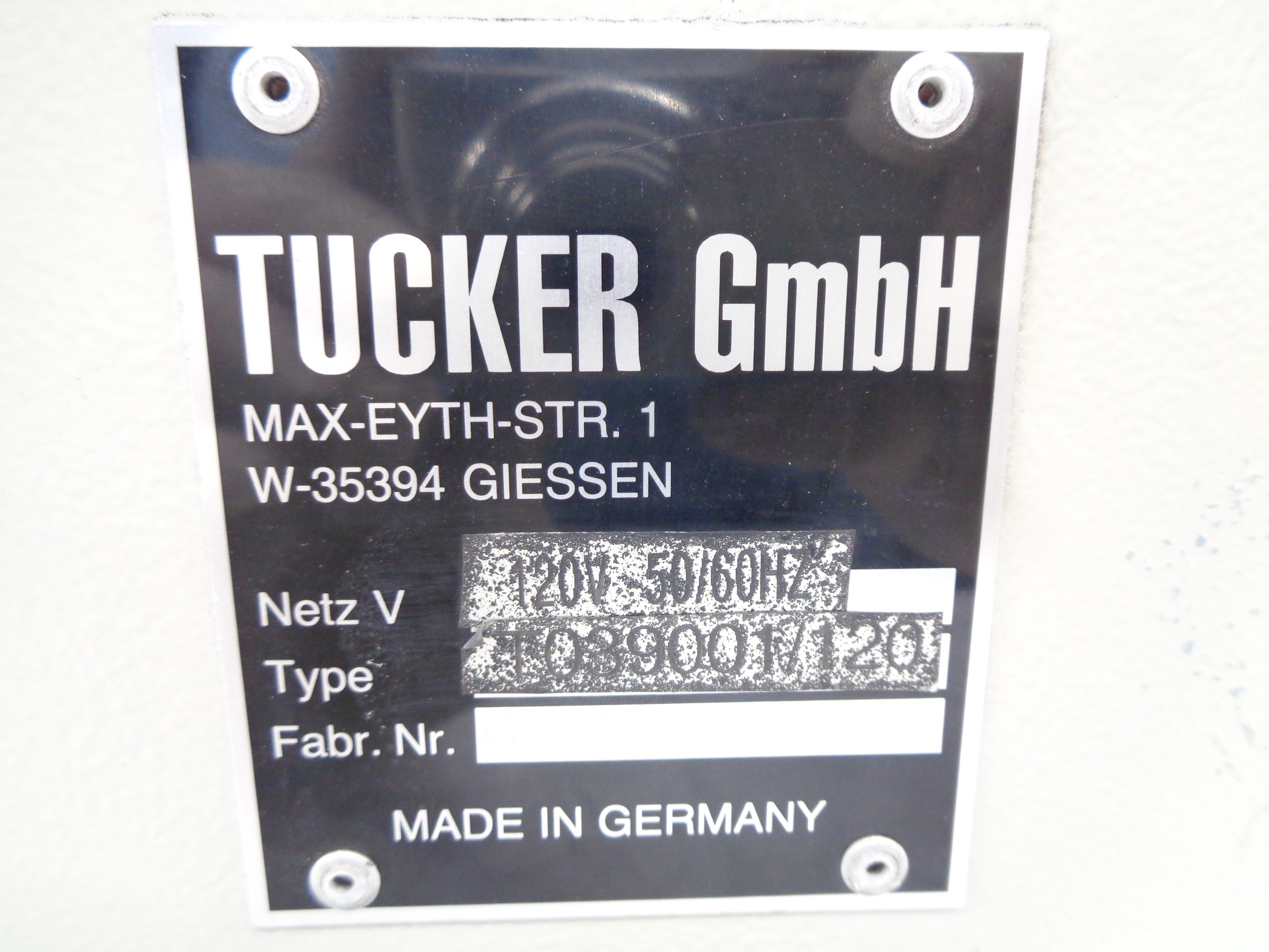 TUCKER GMBH MAX-EYTH-STR.1 UNMP
