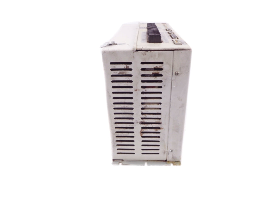 ALLEN BRADLEY 2098-DSD-HV050-DN SER. B F/W V1.32 UNMP