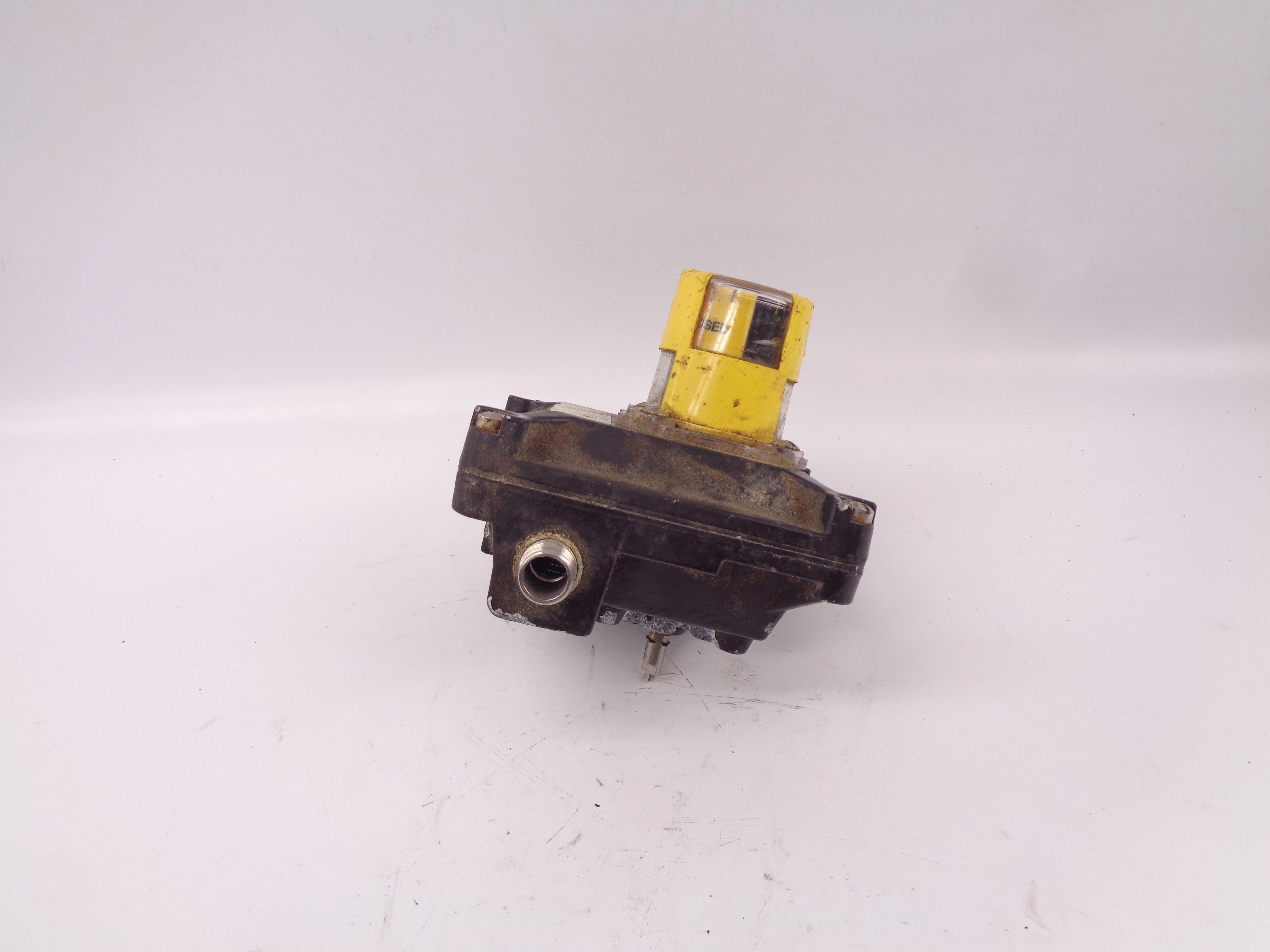 BEACON 9479NBY2B2M0300 UNMP